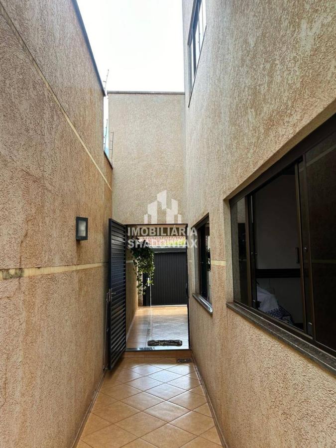Casa, 3 quartos, 220 m² - Foto 3