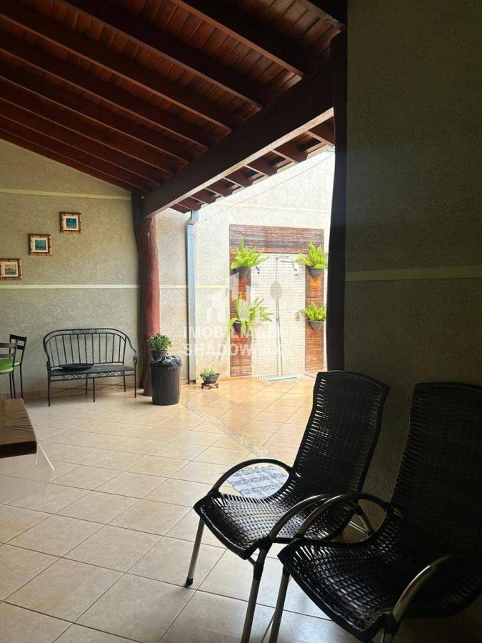 Casa, 3 quartos, 220 m² - Foto 4