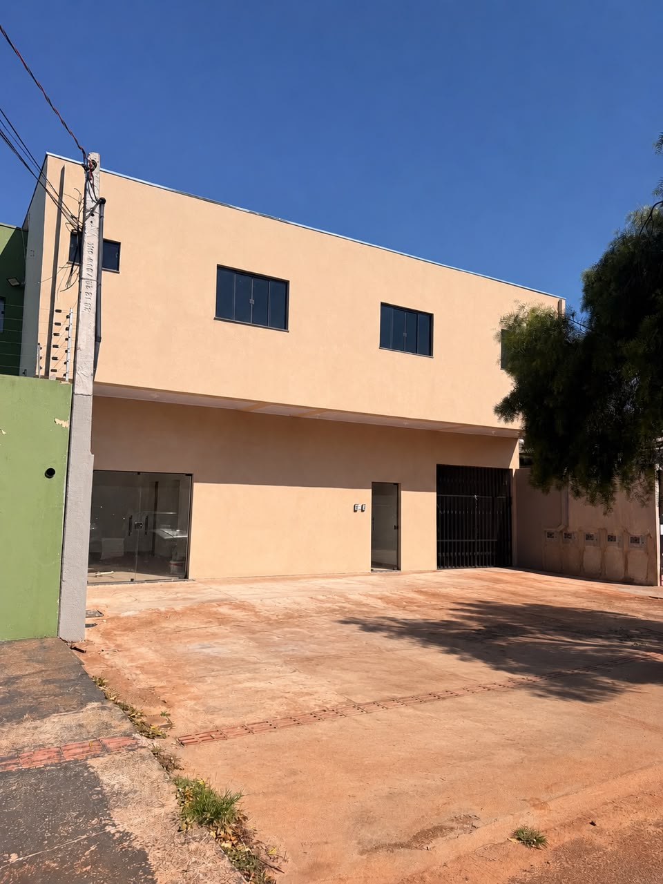 Prédio Inteiro - Foto 1