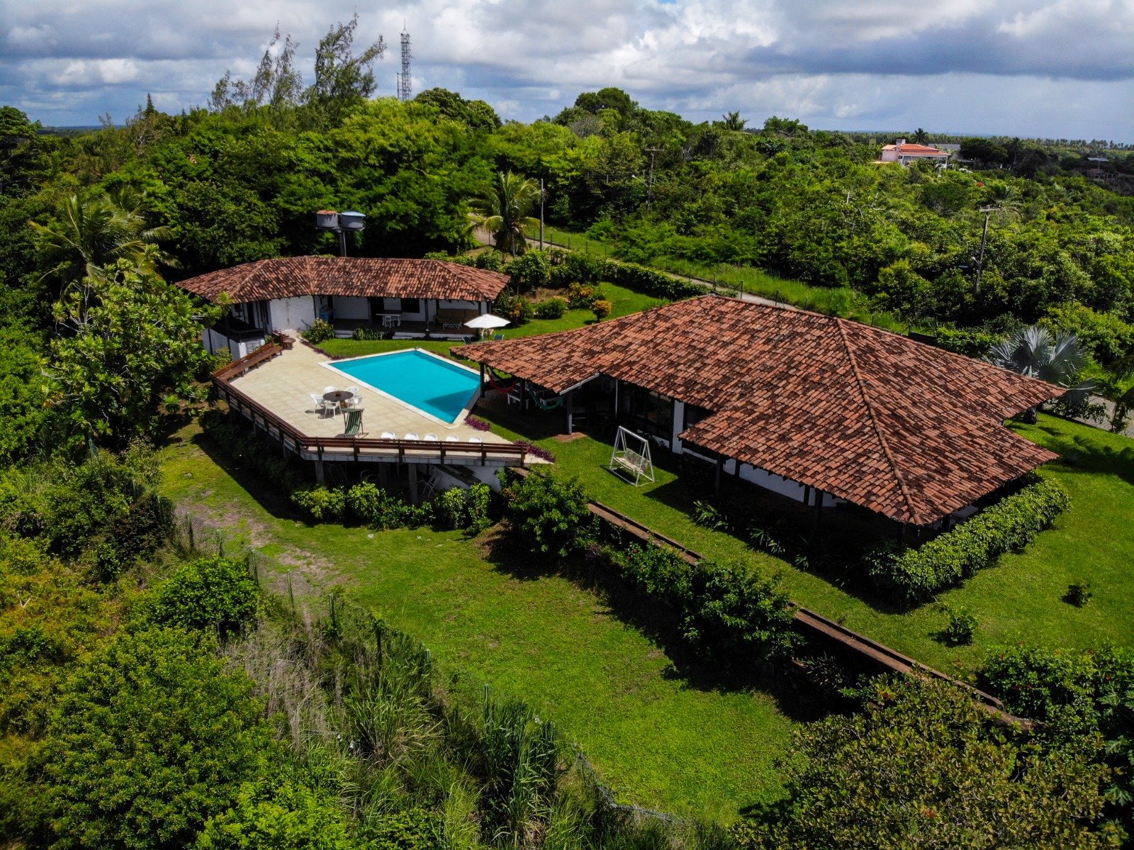 Chácara, 5 quartos, 331 m² - Foto 1